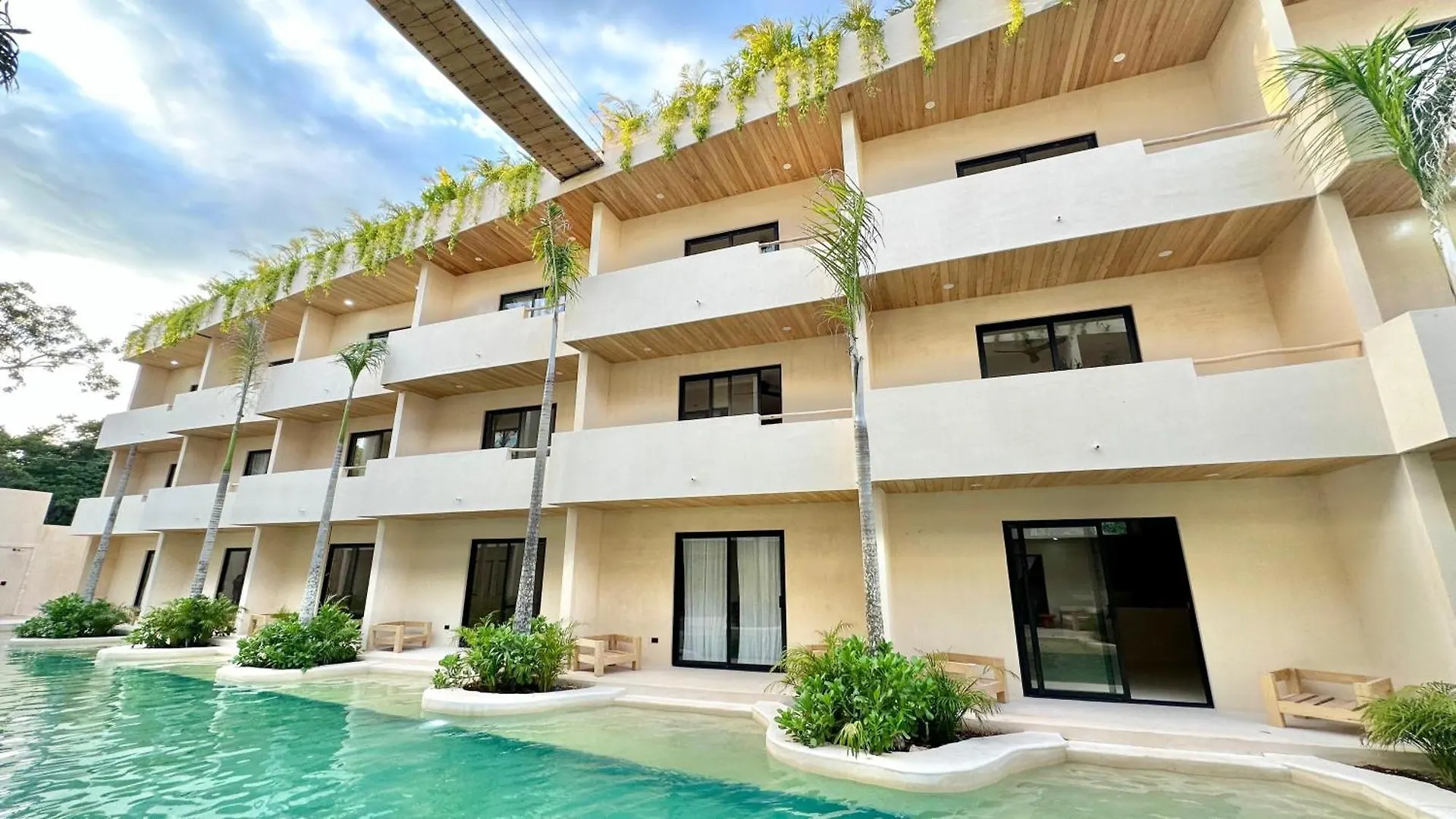 Cocay Tulum Welcome To The Jungle Apartahotel